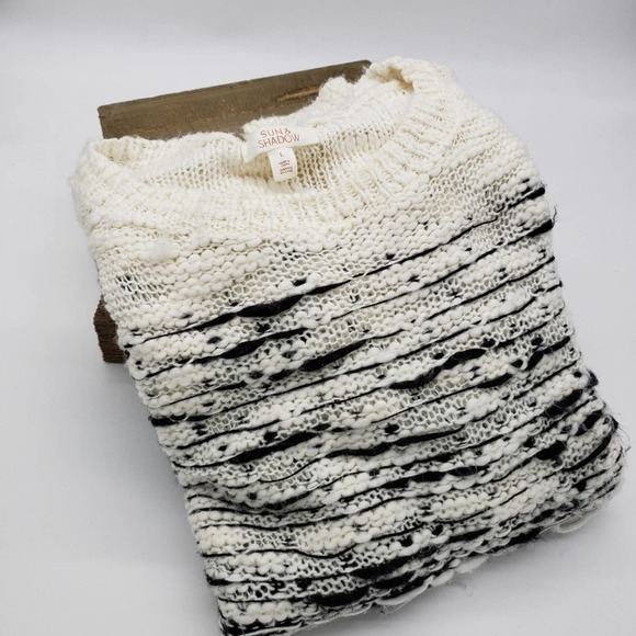 °Sun & Shadow Thick Knit Sweater / Cream & Black / Size Large - Picture 1 of 6
